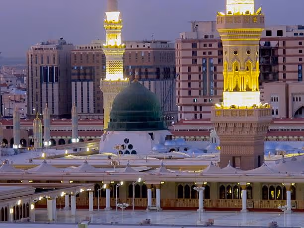 Masjid Al-Nabawi in Madinah